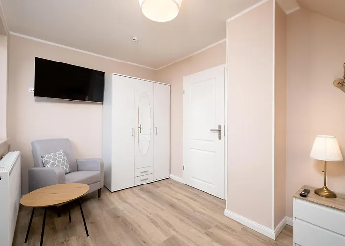 Gaestehaus Kleines Stadtidyll Homestay *